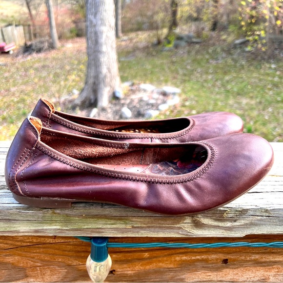Born Shoes Born Julianne Brown Leather Ballet Flats Size 8 So Comfy